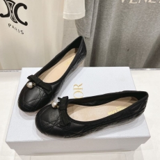 Christian Dior Low Shoes